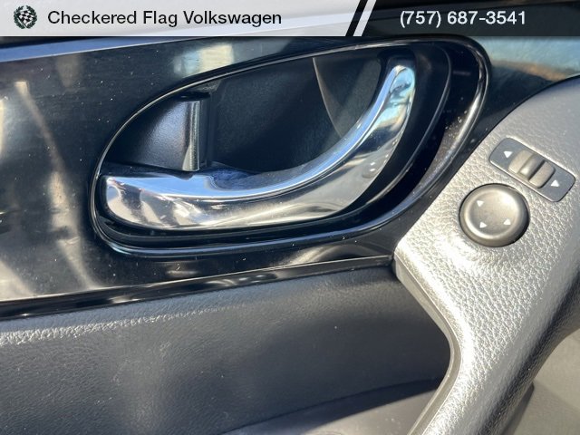 Used 2021 Nissan Rogue Sport SV image 15