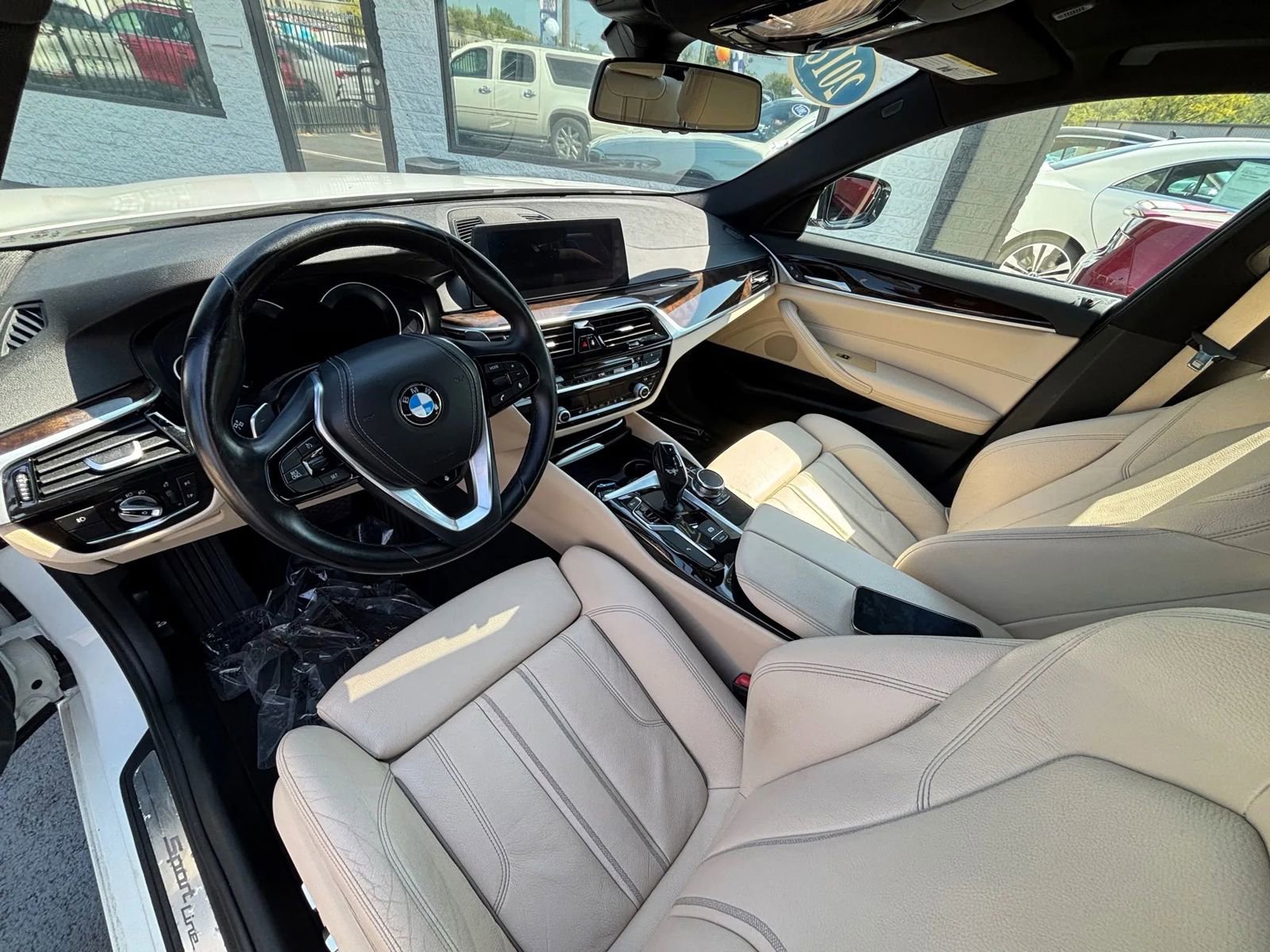 Used 2018 BMW 540i xDrive image 26