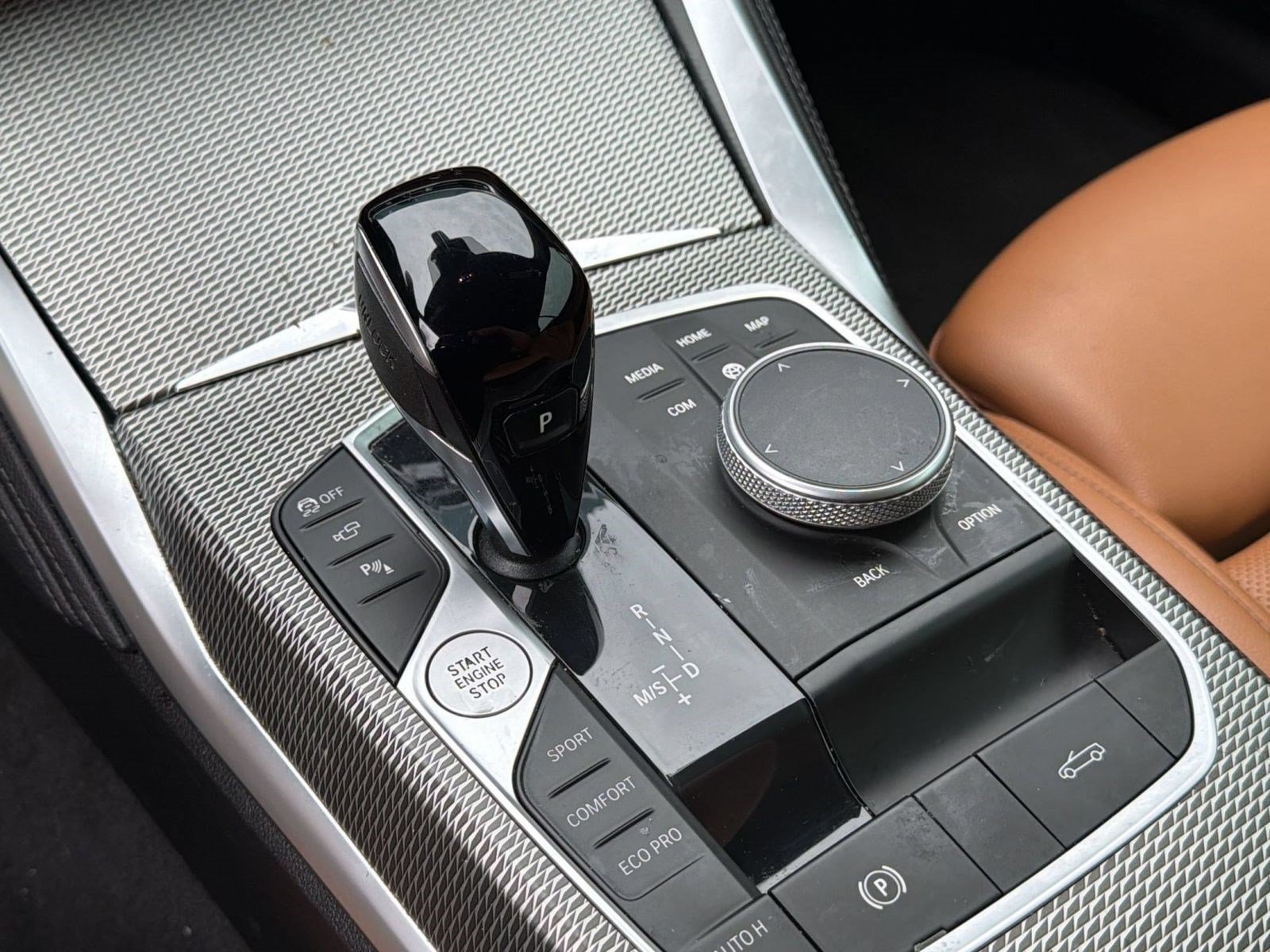 Used 2022 BMW M440i Convertible RWD image 16