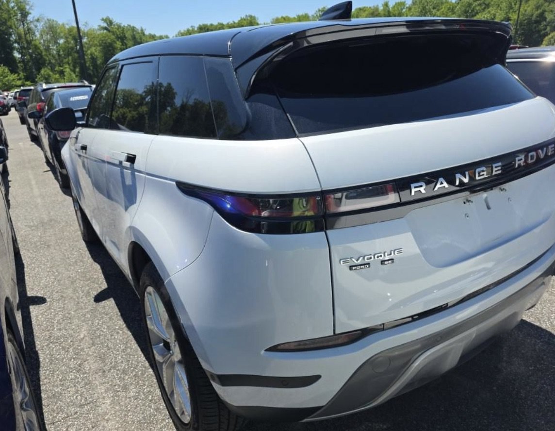 Used 2020 Land Rover Range Rover Evoque SE AWD/4WD image 5