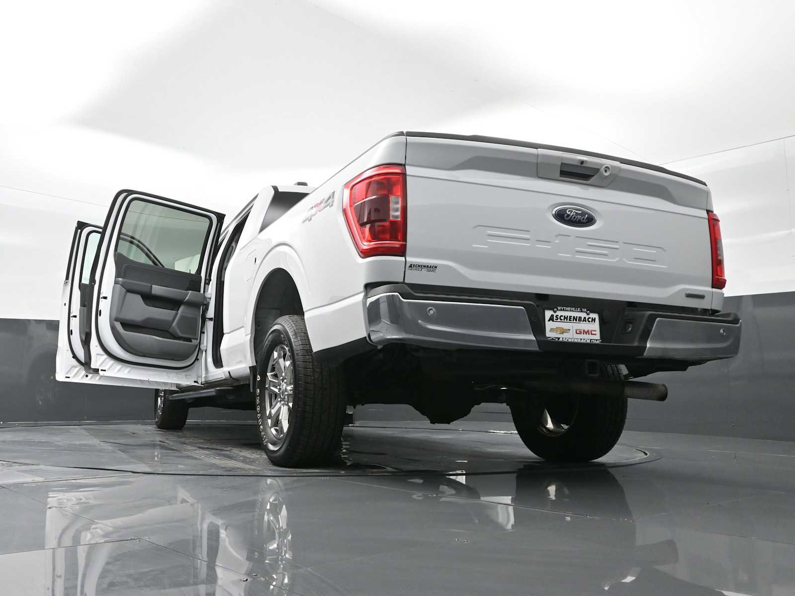 Used 2021 Ford F150 XLT w/ Equipment Group 302A High image 37