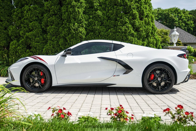 Used 2020 Chevrolet Corvette Stingray Premium Cpe w/ 3LT Preferred Equipment Group RWD image 22