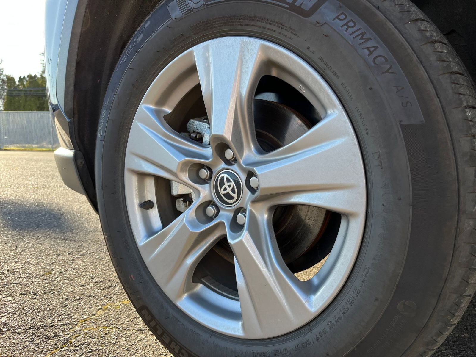 Used 2025 Toyota RAV4 XLE w/ Convenience Package image 33