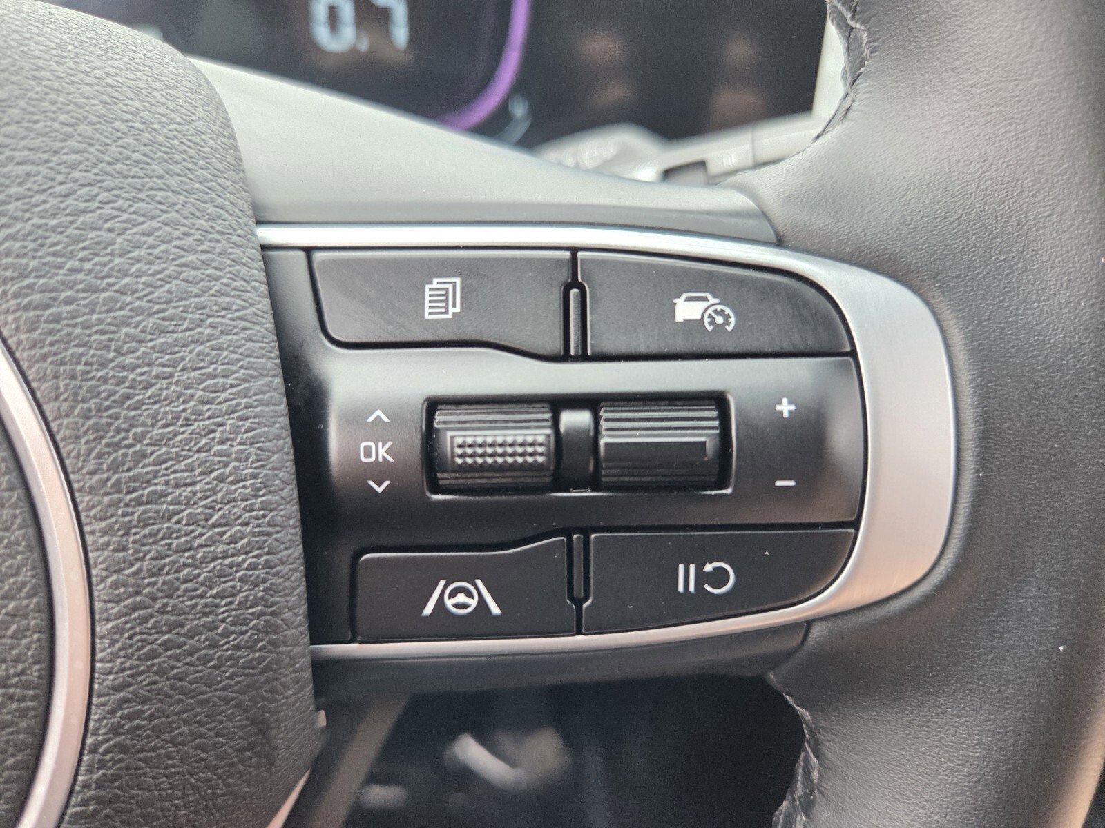 Used 2025 Kia Sportage X-Line w/ Premium Package image 27