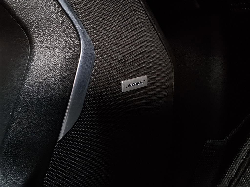 Used 2021 GMC Yukon SLT w/ SLT Premium Package image 24