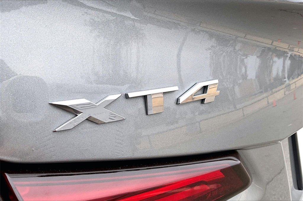 Certified 2024 Cadillac XT4 Premium Luxury image 33