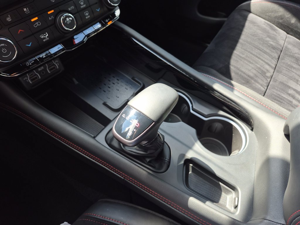 Used 2025 Dodge Durango GT AWD/4WD image 30