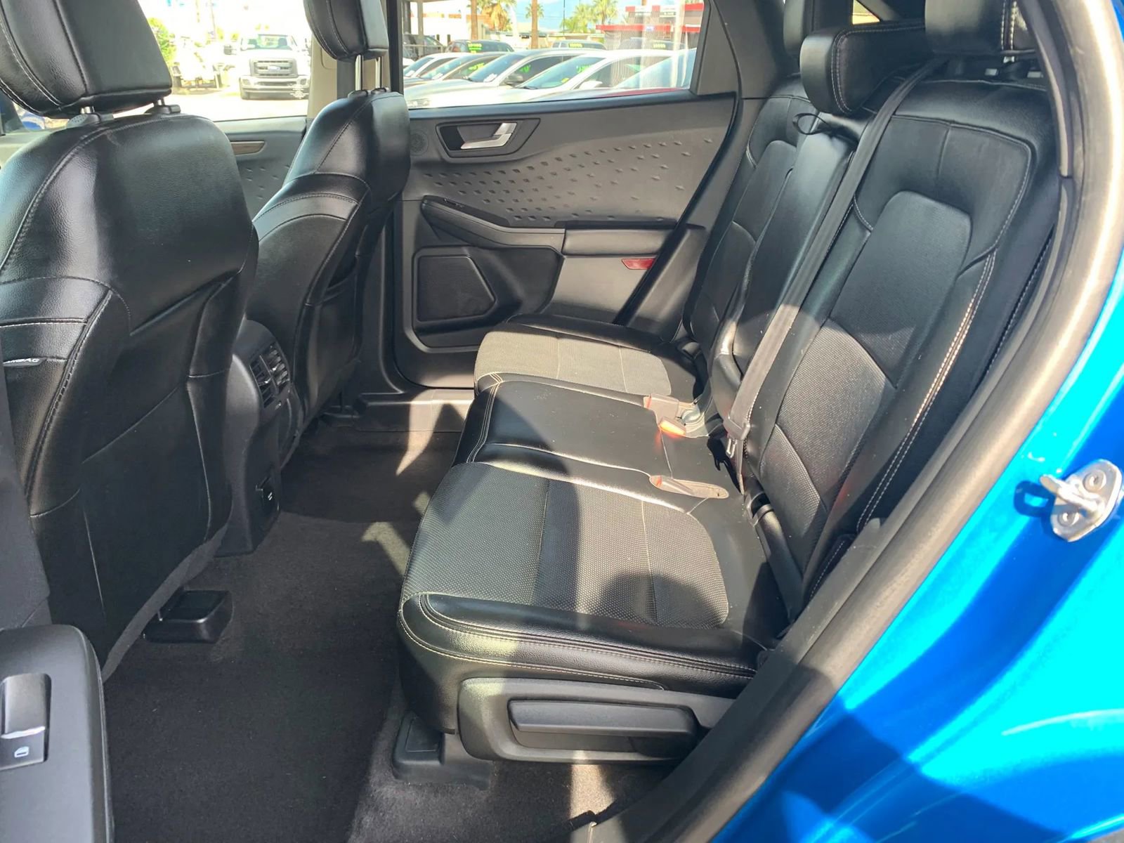 Used 2020 Ford Escape Titanium image 10