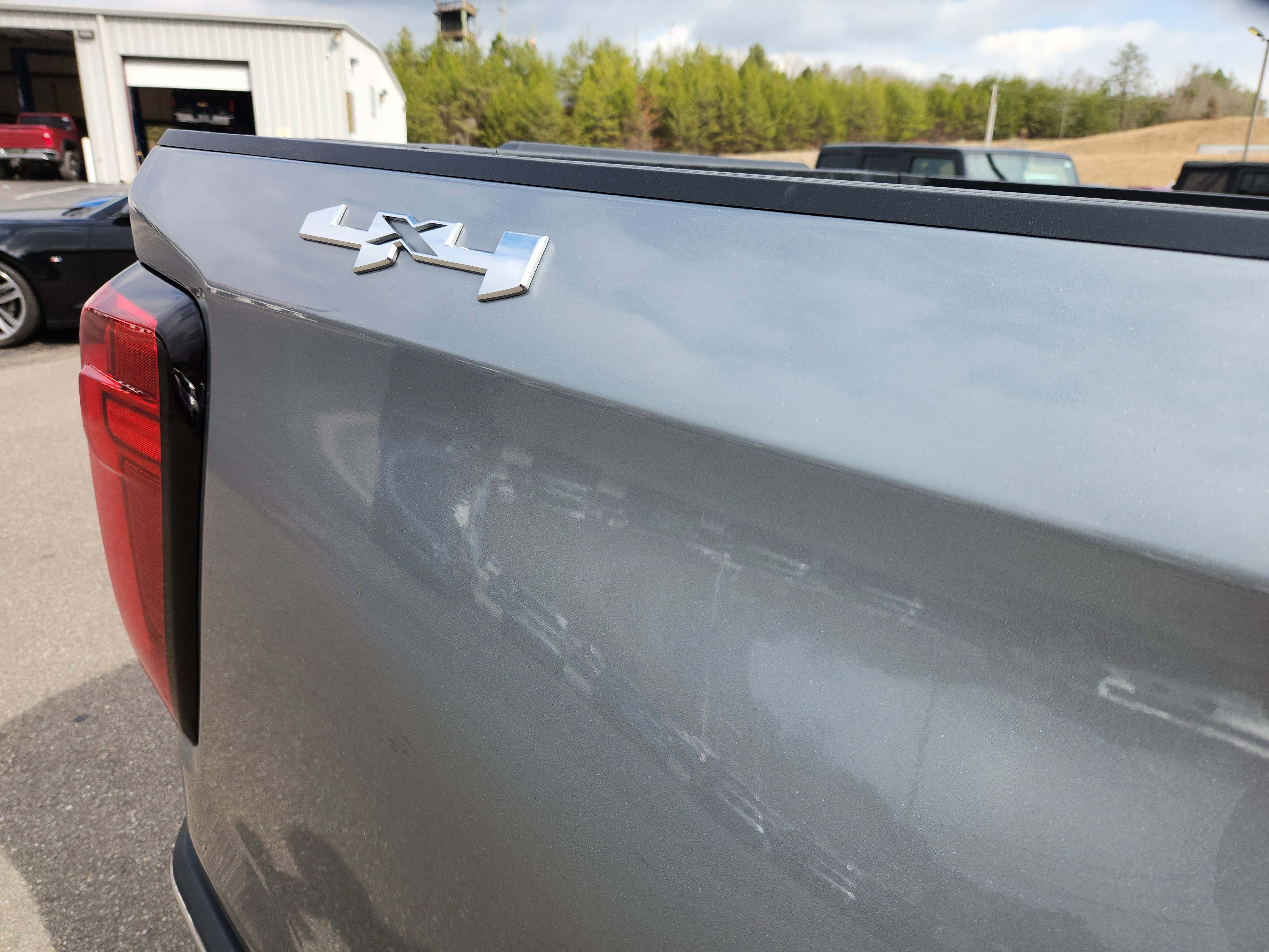 Used 2025 GMC Sierra 1500 SLT image 46