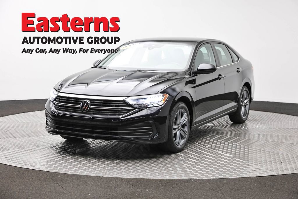 Used 2024 Volkswagen Jetta SE
