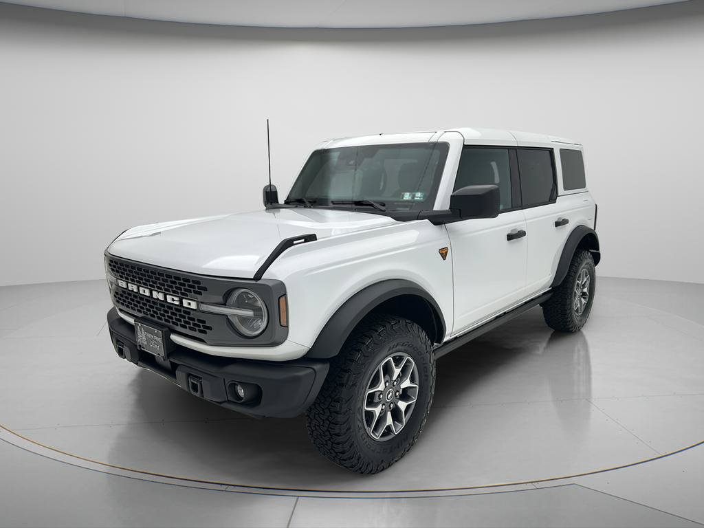 Used 2025 Ford Bronco Badlands AWD/4WD image 3