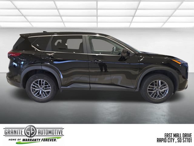 Used 2026 Nissan Rogue SV AWD/4WD image 7