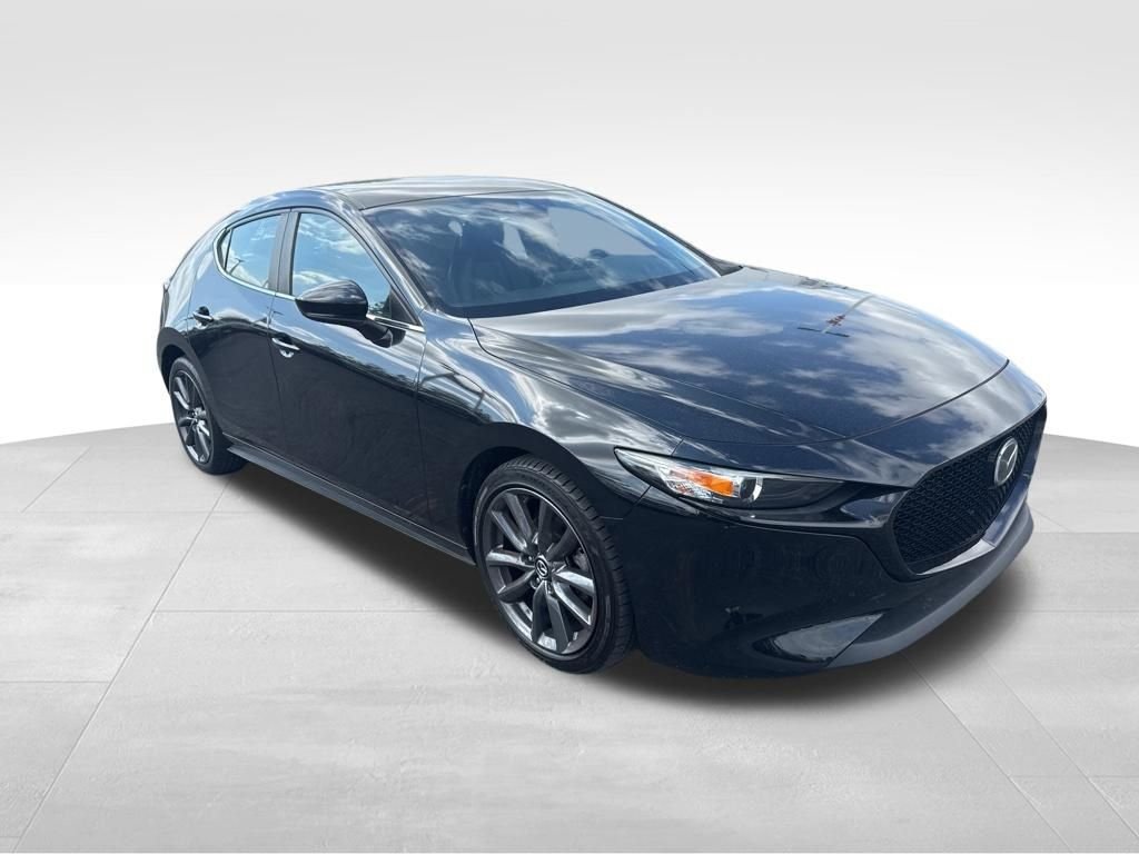 Used 2020 MAZDA MAZDA3 Hatchback FWD image 7