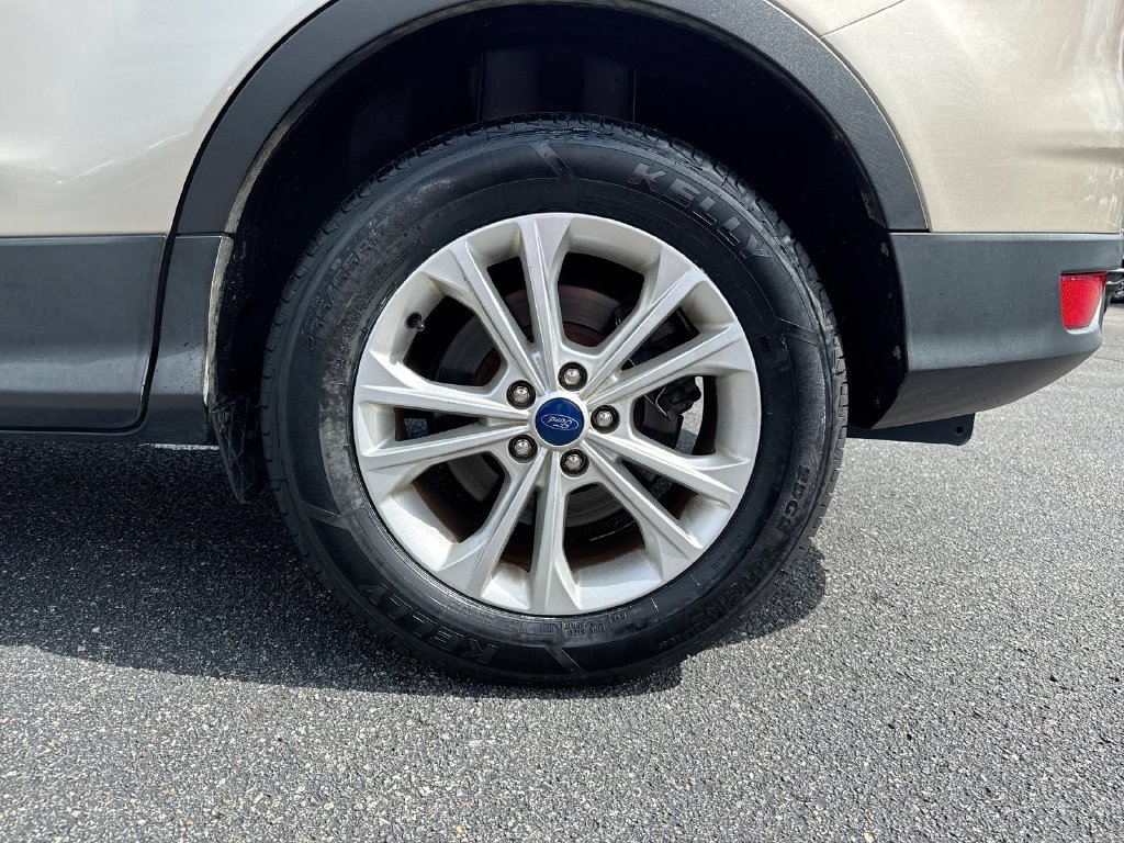 Used 2018 Ford Escape SE FWD image 26