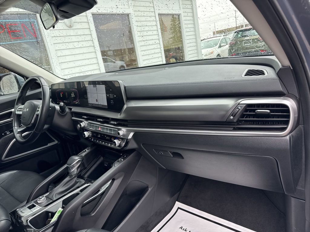 Used 2025 Kia Telluride S FWD image 56