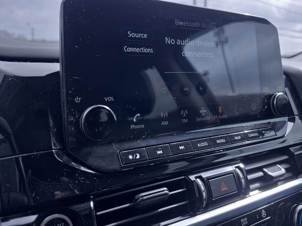 Used 2023 Nissan Pathfinder SL w/ Black Appearance Package image 27