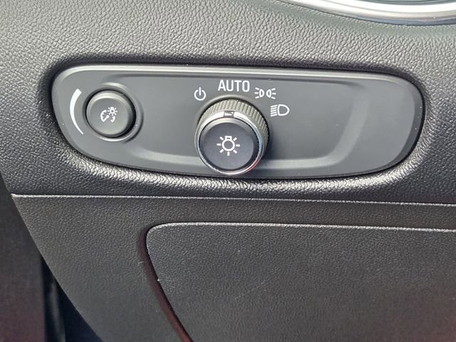 Used 2021 Chevrolet Malibu LT FWD image 29