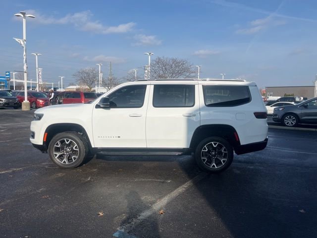 Used 2023 Jeep Wagoneer Series III w/ Preferred Equipment Group image 12