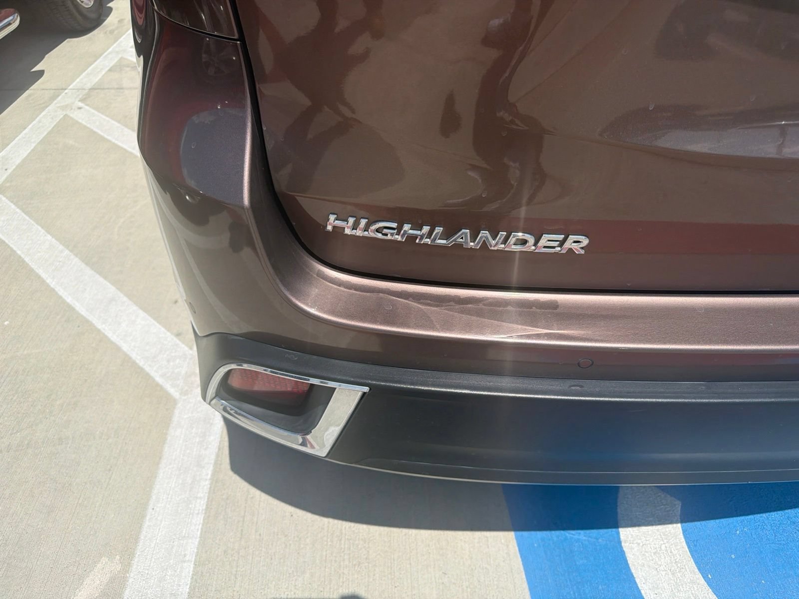Used 2018 Toyota Highlander Limited FWD image 7