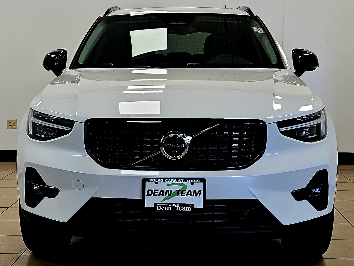 New 2026 Volvo XC40 B5 Ultra w/ Climate Package AWD/4WD image 7