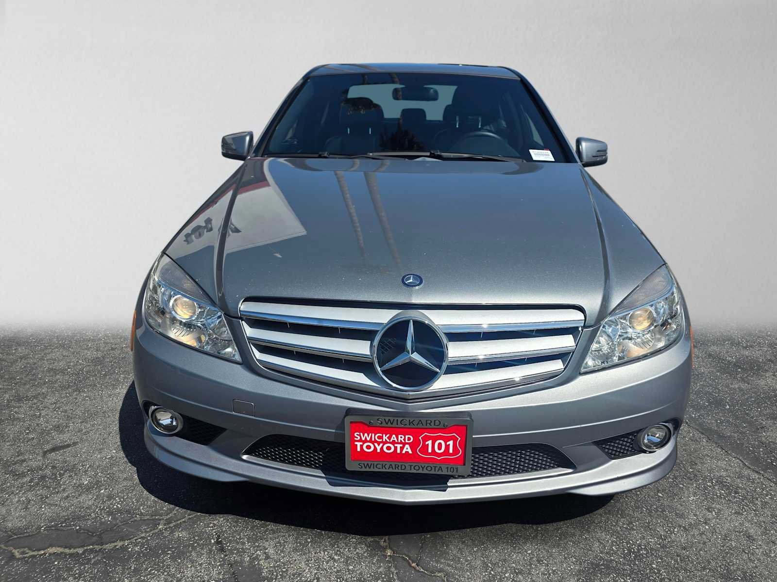 Used 2010 Mercedes-Benz C 300 Sedan image 8