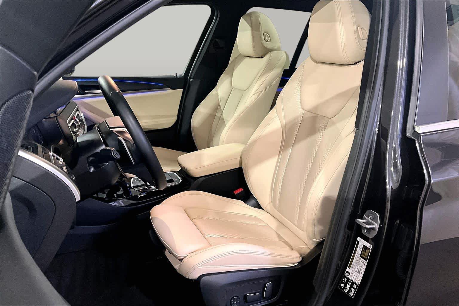 Certified 2024 BMW X3 xDrive30i w/ Premium Package AWD/4WD image 8