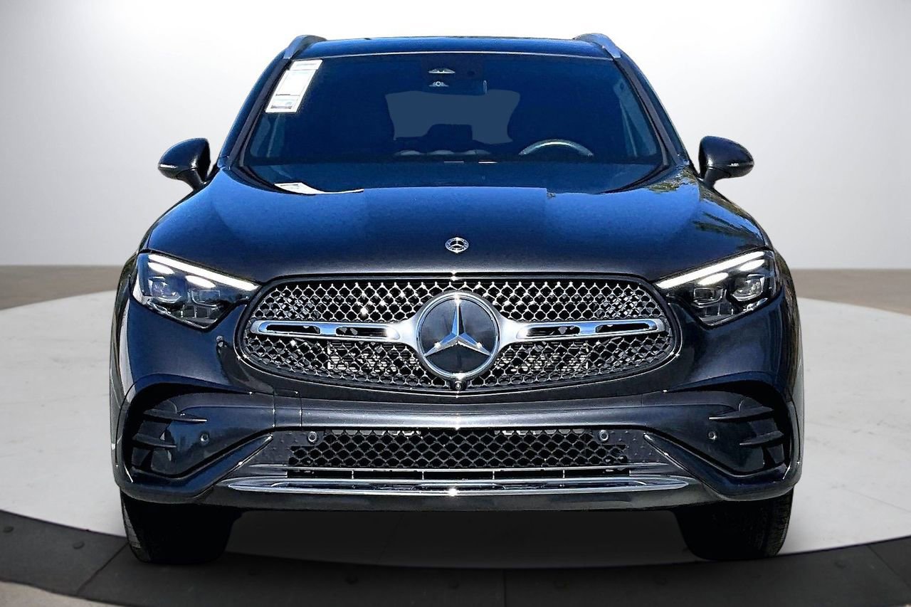 Used 2023 Mercedes-Benz GLC 300 image 3