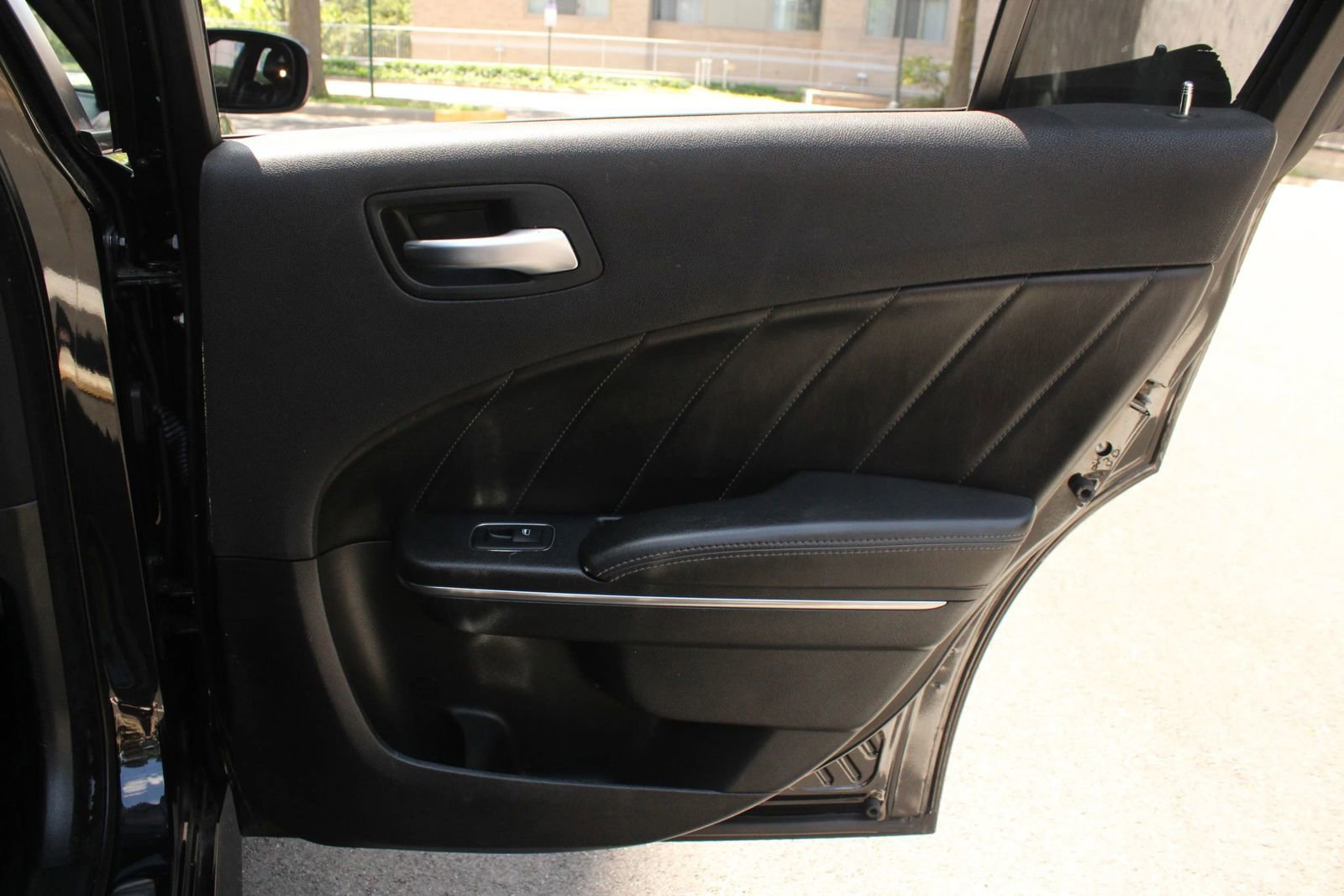 Used 2017 Dodge Charger R/T Scat Pack w/ Dynamics Package RWD image 27