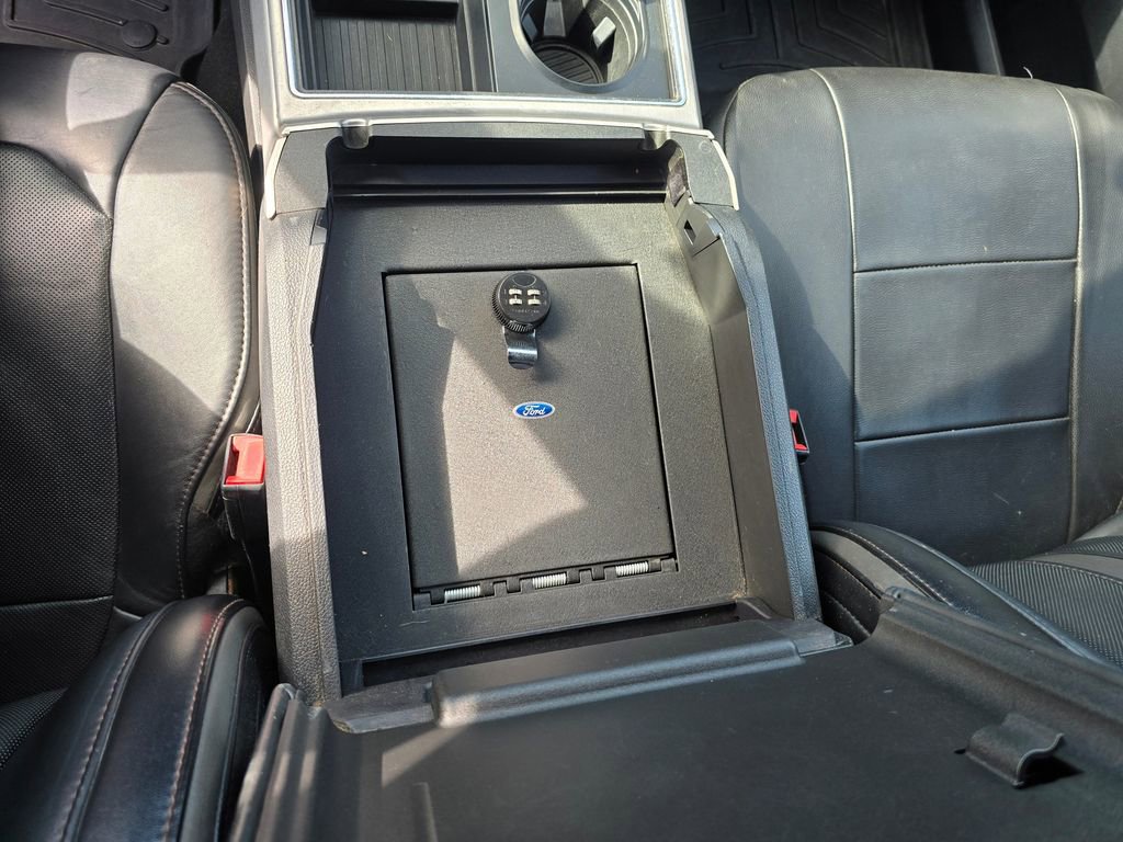 Used 2019 Ford F350 Platinum w/ Platinum Ultimate Package image 27
