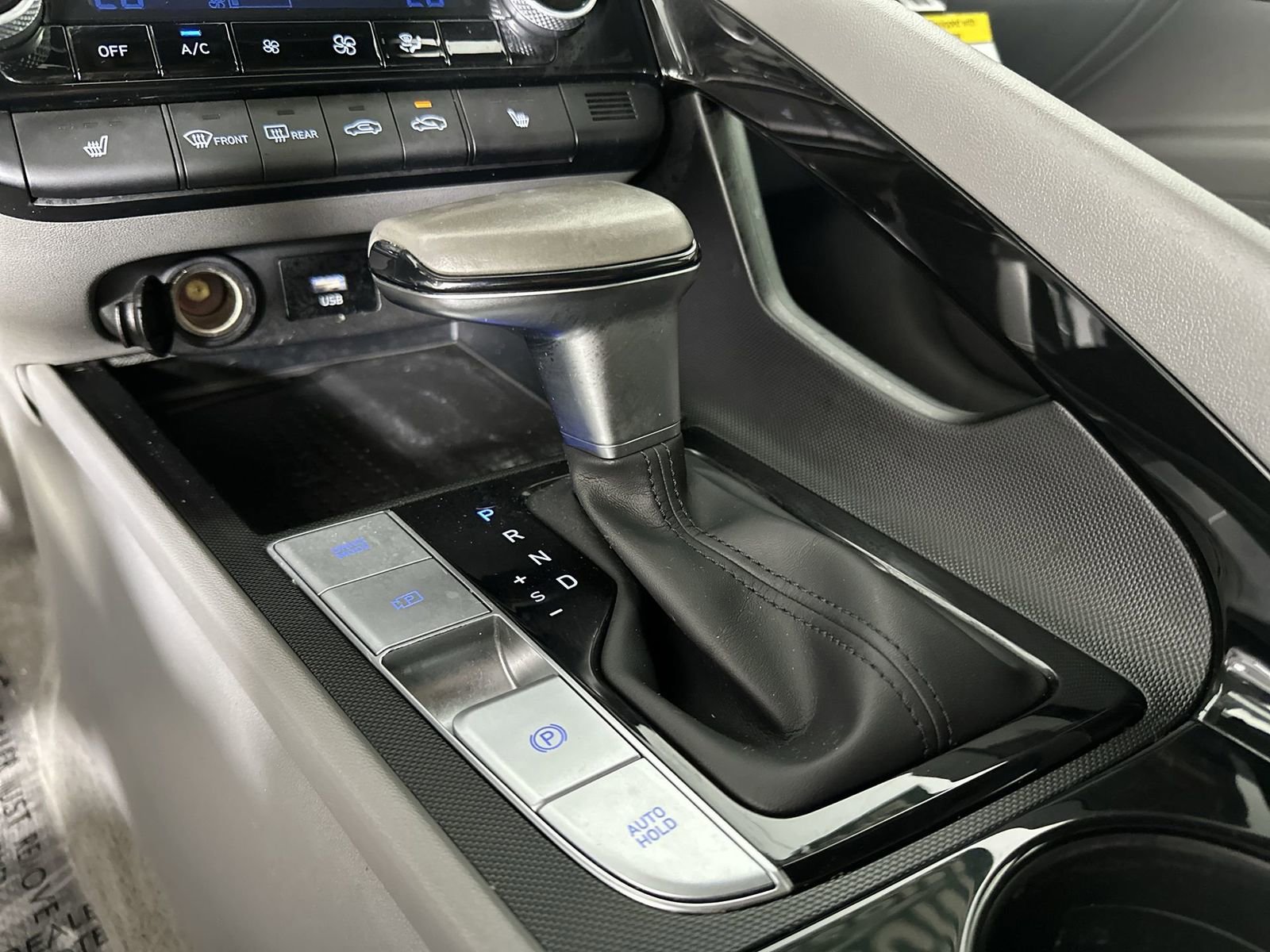 Used 2023 Hyundai Elantra SEL w/ Convenience Package FWD image 20