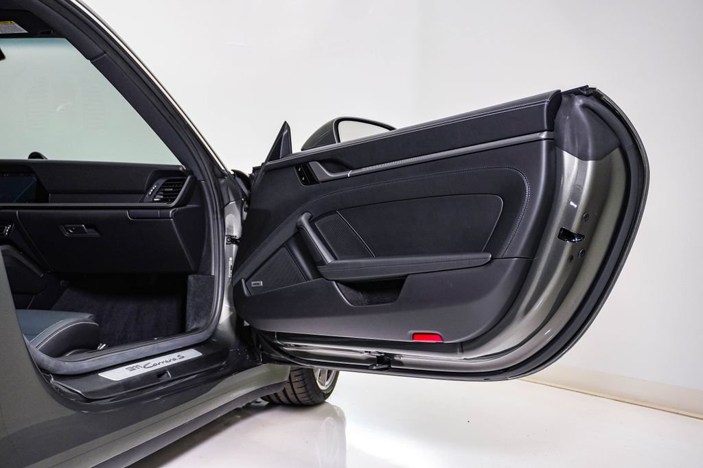 Certified 2020 Porsche 911 Carrera S RWD image 17