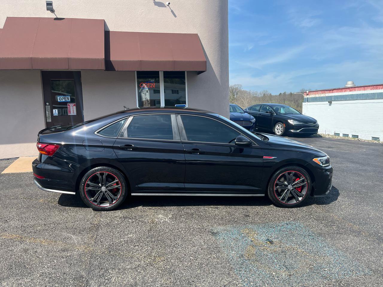 Used 2019 Volkswagen Jetta GLI image 4