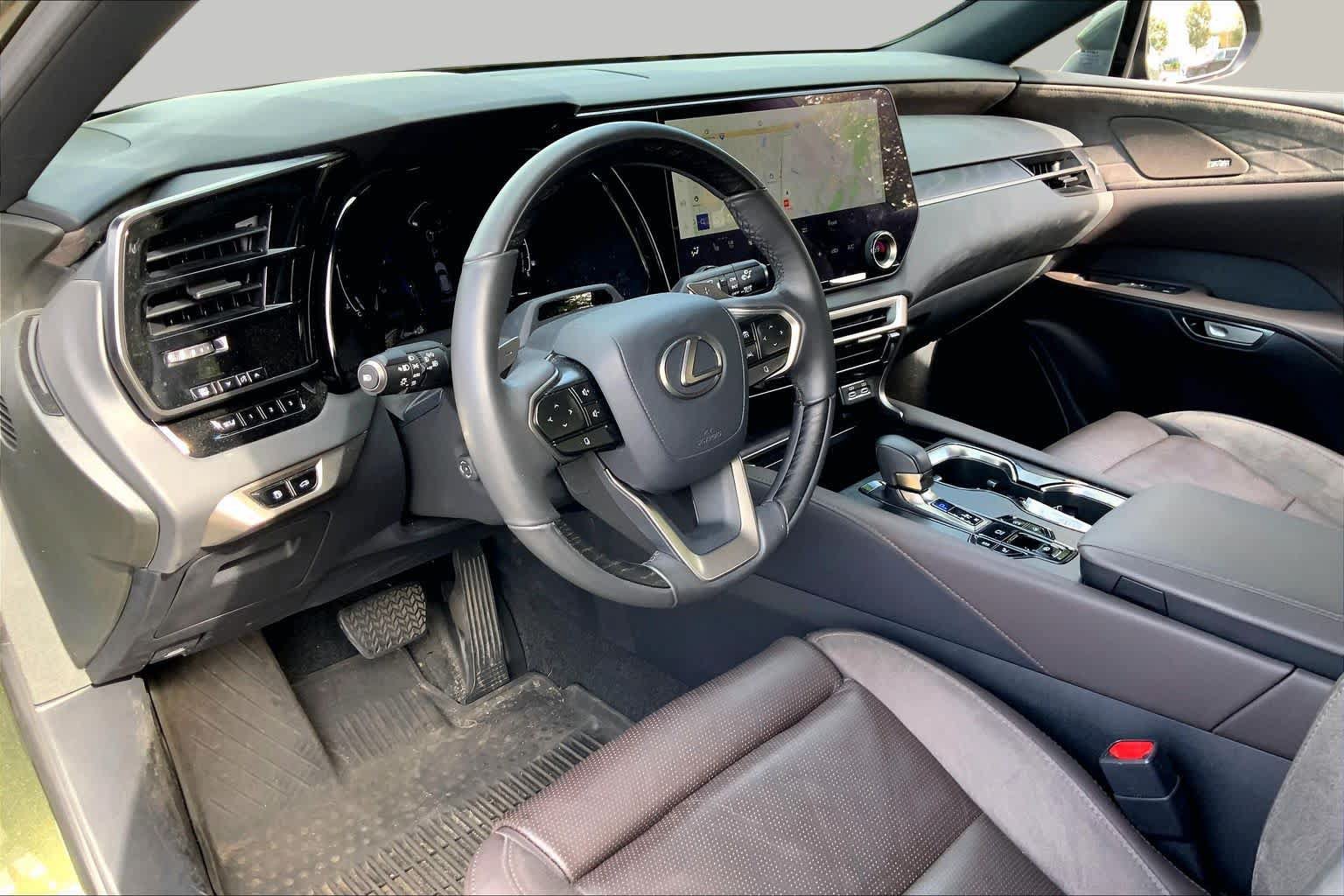 Used 2024 Lexus RX 350 AWD w/ Convenience Package image 18