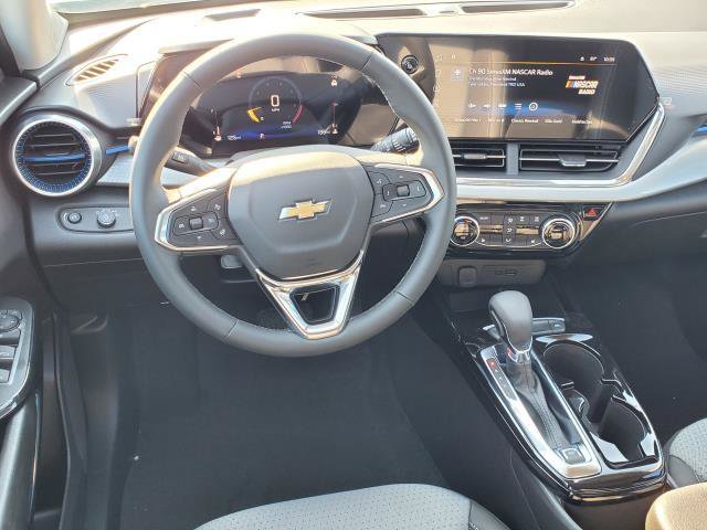 New 2025 Chevrolet Trax LT w/ Driver Confidence Package image 23