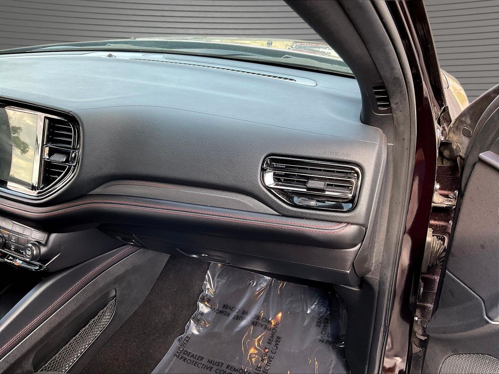 Used 2025 Dodge Durango GT AWD/4WD image 23