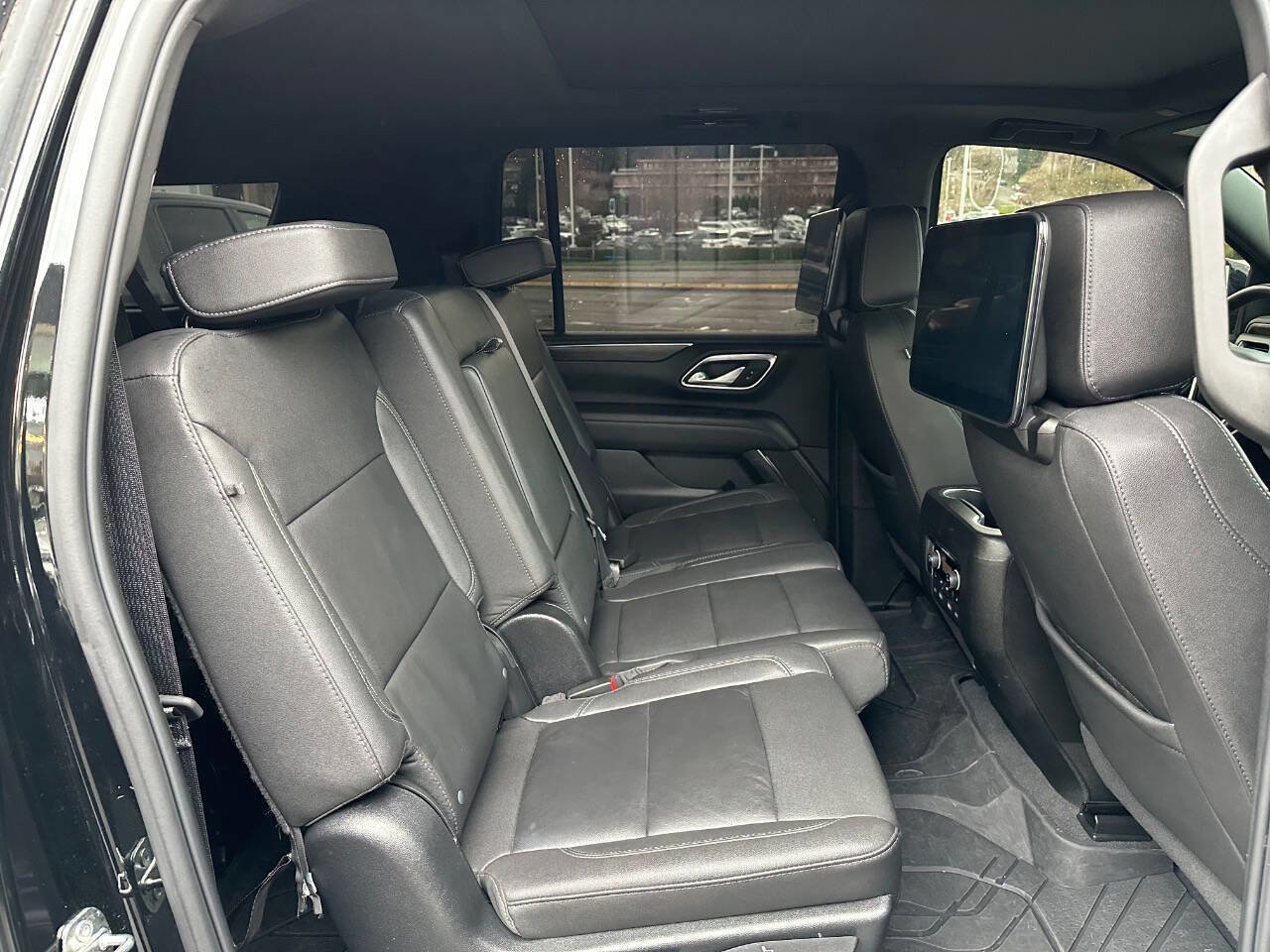 Used 2023 Chevrolet Suburban Z71 w/ Z71 Off-Road Package AWD/4WD image 25