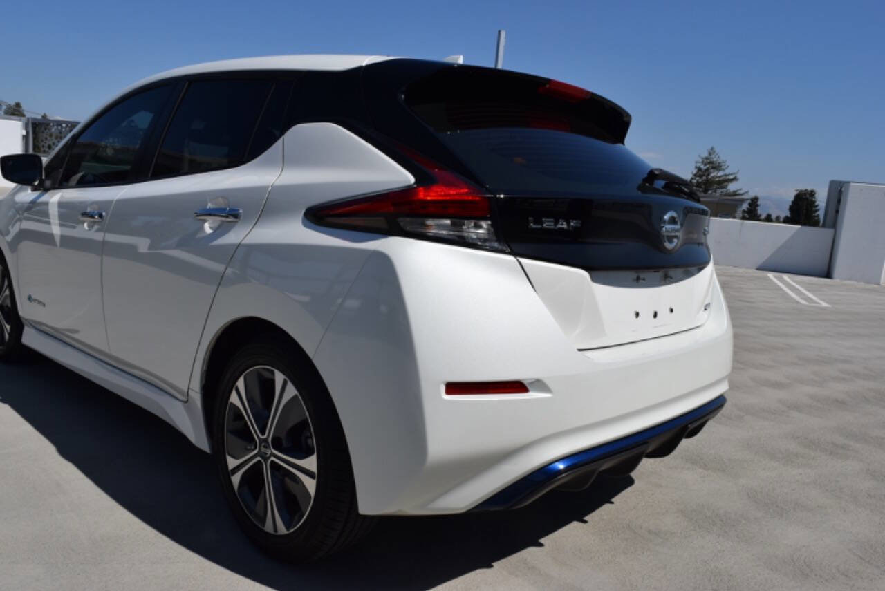 Used 2019 Nissan Leaf SV w/ SV Technology Package image 13