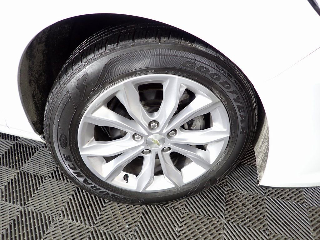 Used 2020 Chevrolet Malibu LT image 33