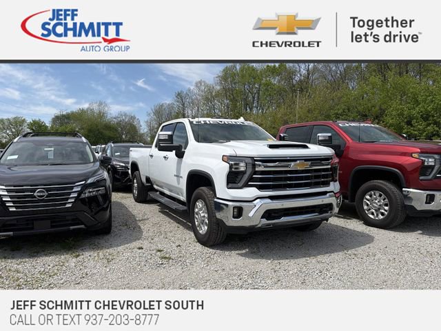Used 2025 Chevrolet Silverado 3500 LTZ w/ LTZ Premium Package image 1