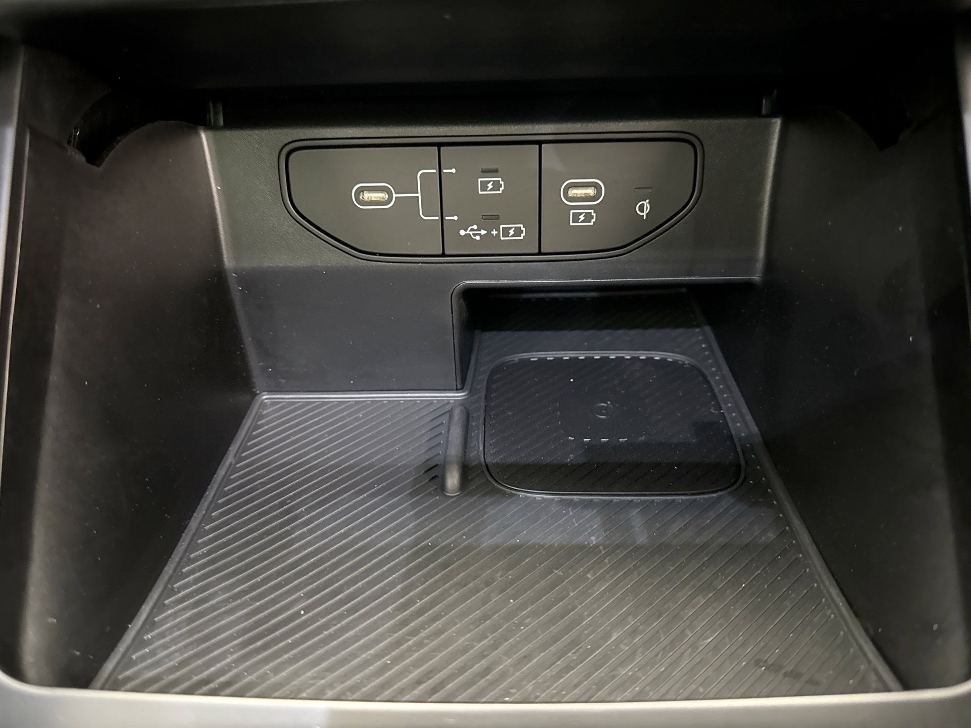 Used 2025 Kia Sorento EX image 17