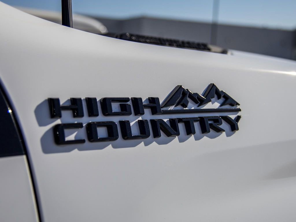Used 2025 Chevrolet Silverado 3500 High Country w/ High Country Premium Package image 11