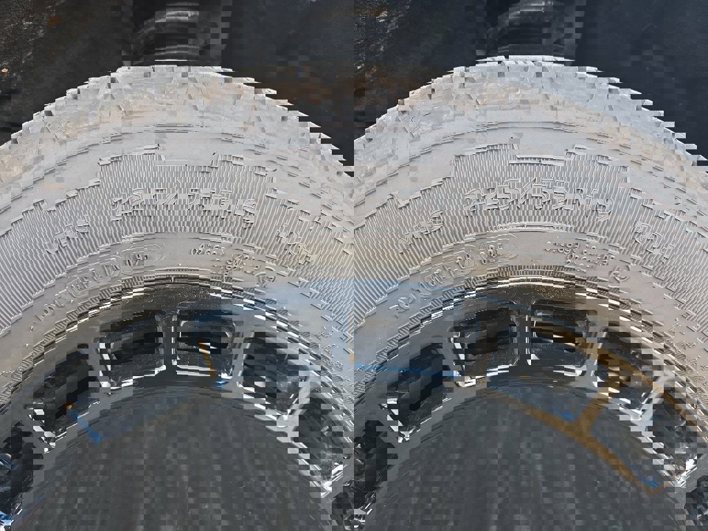 New 2025 Ford Maverick Lobo image 15