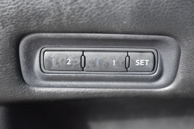 Used 2016 Nissan Pathfinder SL w/ SL Premium Package AWD/4WD image 25