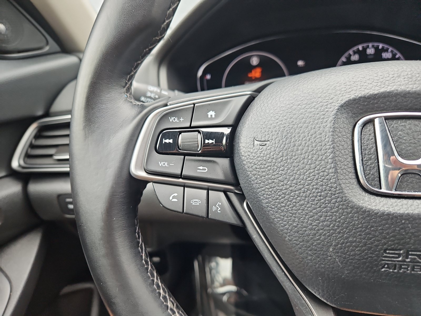 Used 2022 Honda Accord EX-L image 26