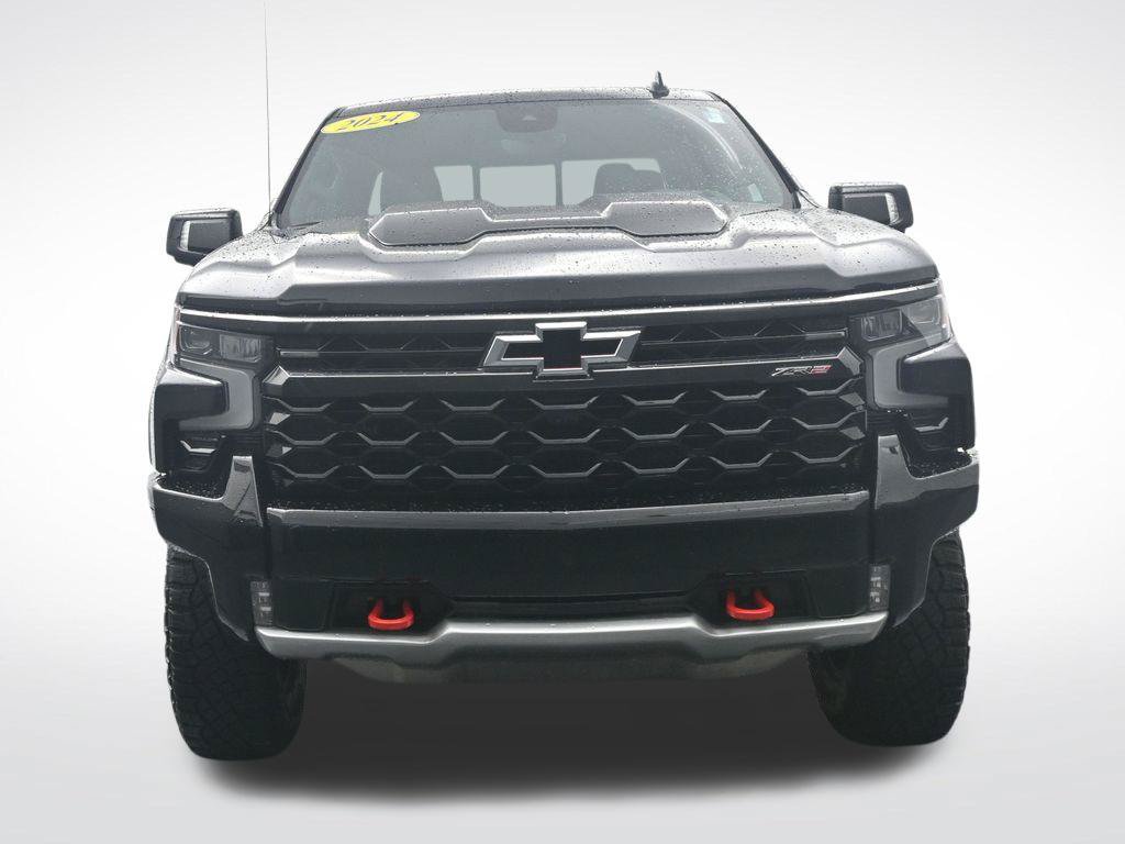 Used 2024 Chevrolet Silverado 1500 ZR2 w/ Technology Package AWD/4WD image 2