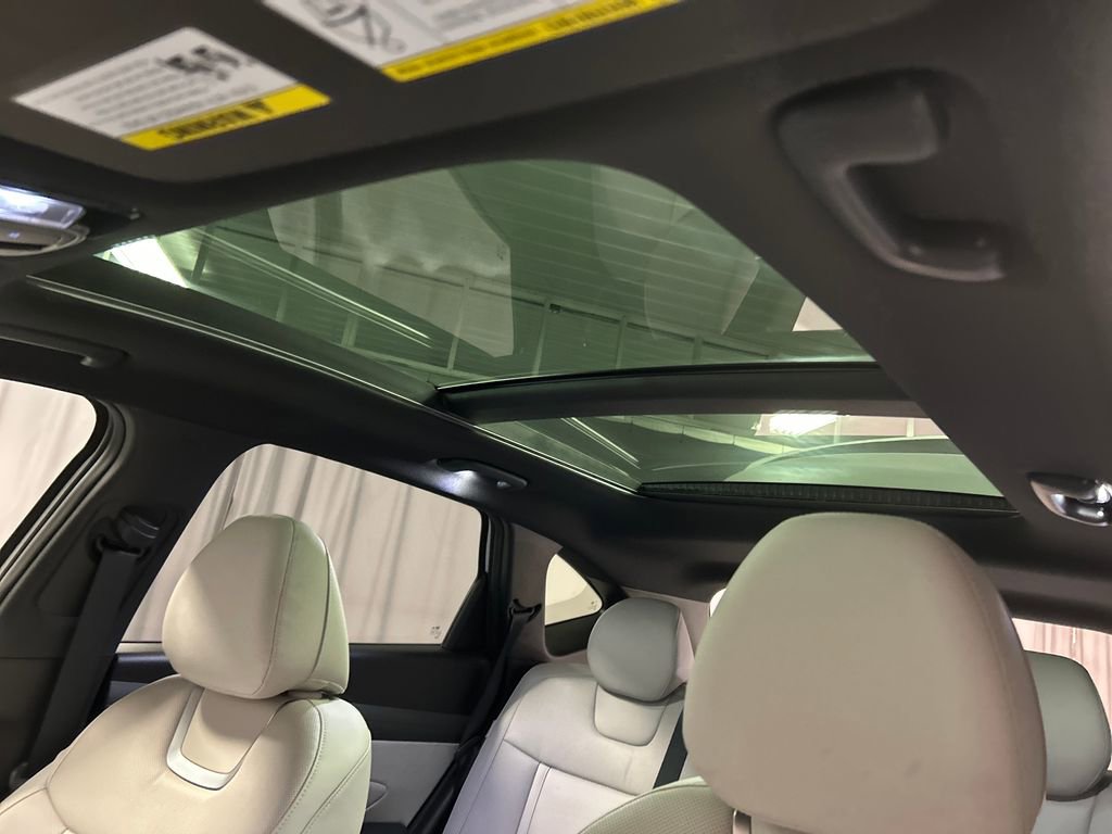 Used 2025 Hyundai Tucson Limited image 21