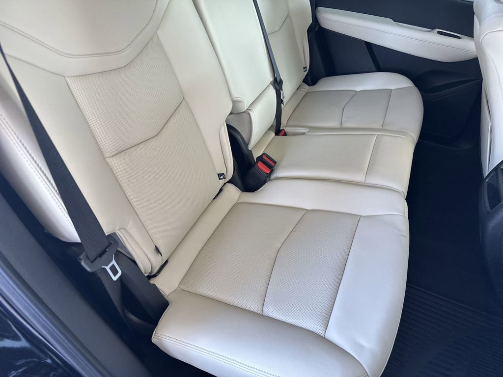 New 2025 Cadillac XT5 Sportv w/ Technology Package image 37