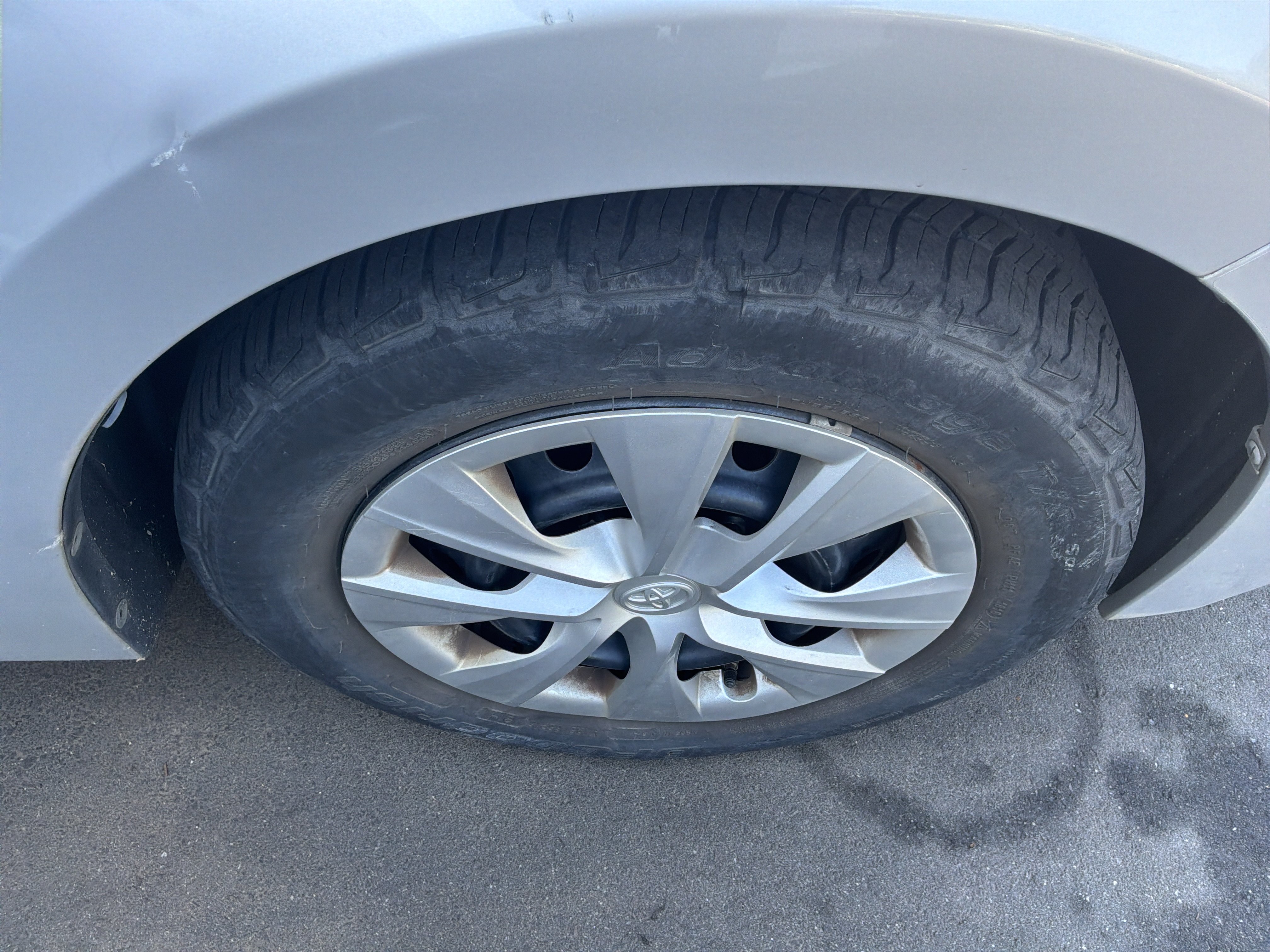 Used 2014 Toyota Corolla L FWD image 10
