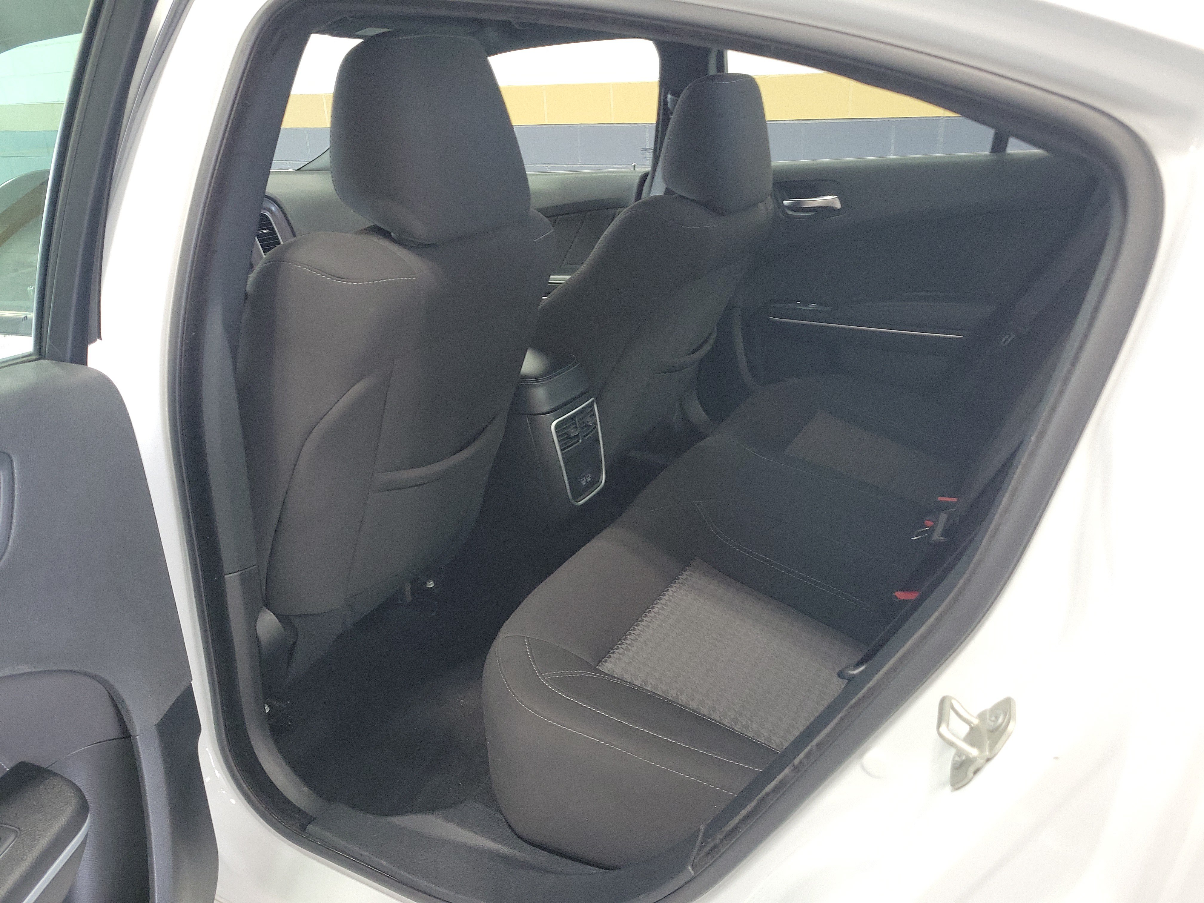Used 2023 Dodge Charger SXT RWD image 12