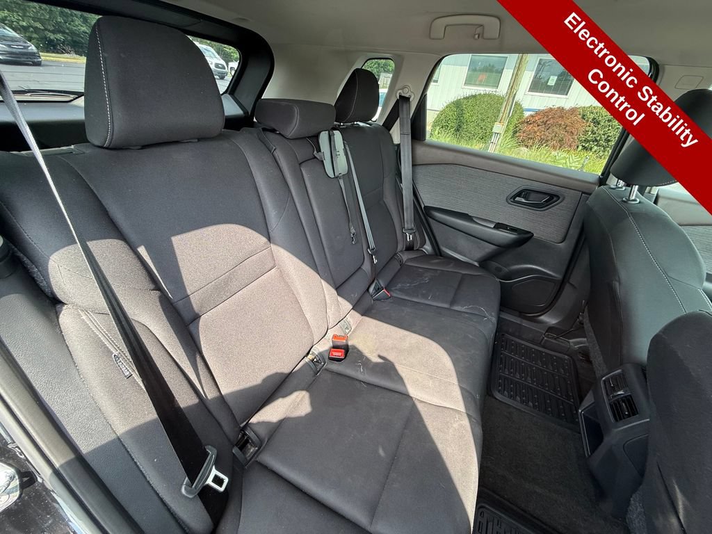 Used 2023 Nissan Rogue S AWD/4WD image 39